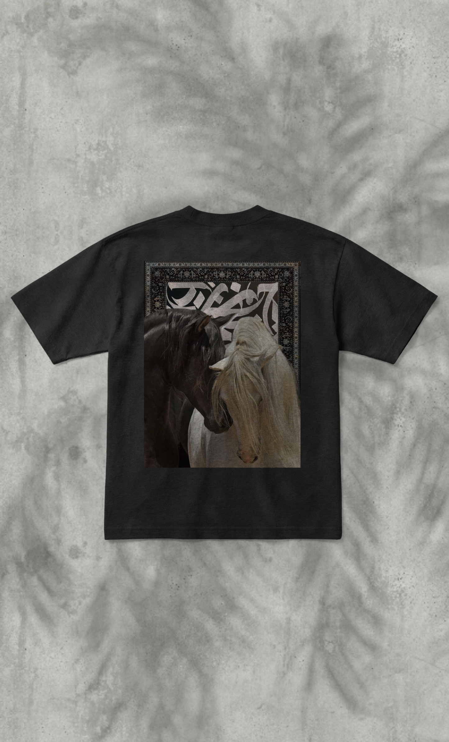 Graphic Tee, Relaxed, 220 GSM -Black